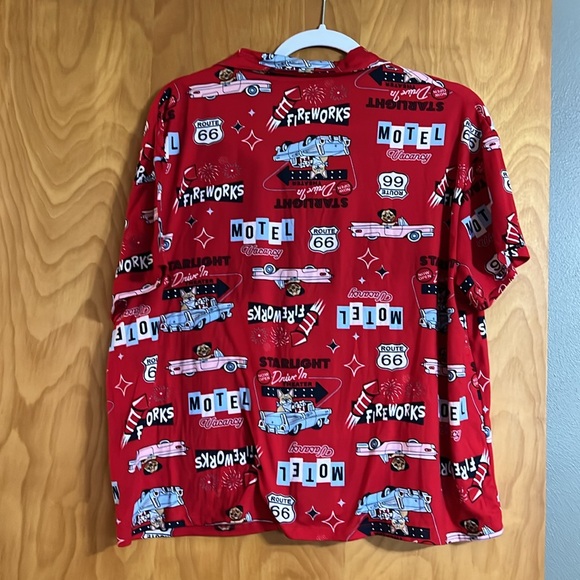 (2) Piece Top and Short Set Red. Color size large - Picture 4 of 5